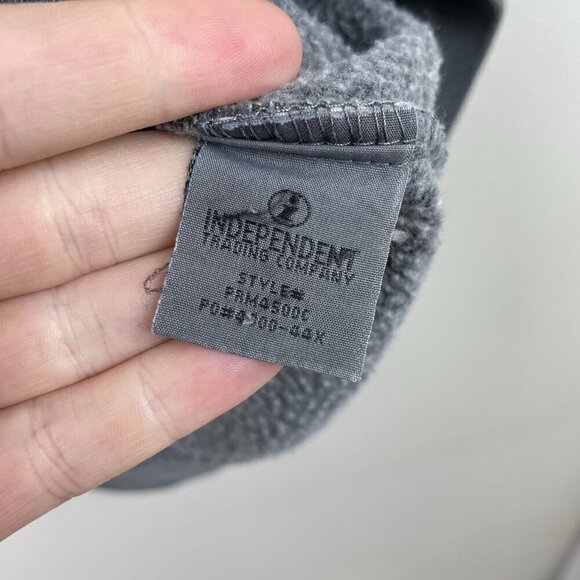 Mega Yacht Unisex Medium Louis Grey Hoodie Sweatshirt Embroidered Colorful - Picture 11 of 16